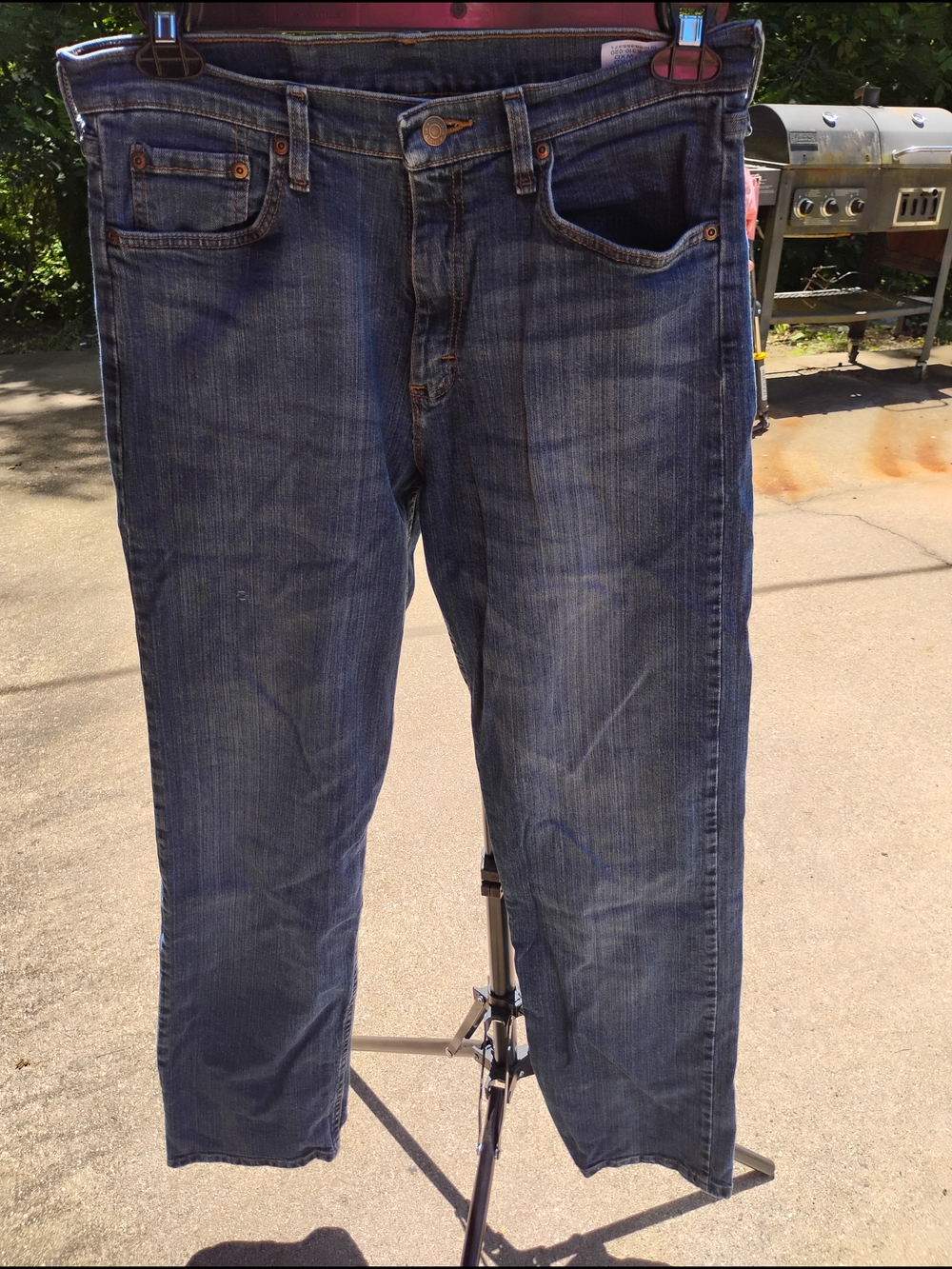 Wrangler Men's Vintage Wash Straight Jeans - Faded Blue